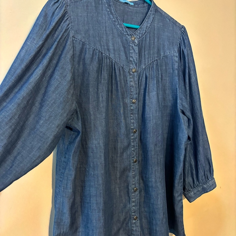 J. McLaughlin Denim Shirt Women’s Size Large - Picture 3 of 7